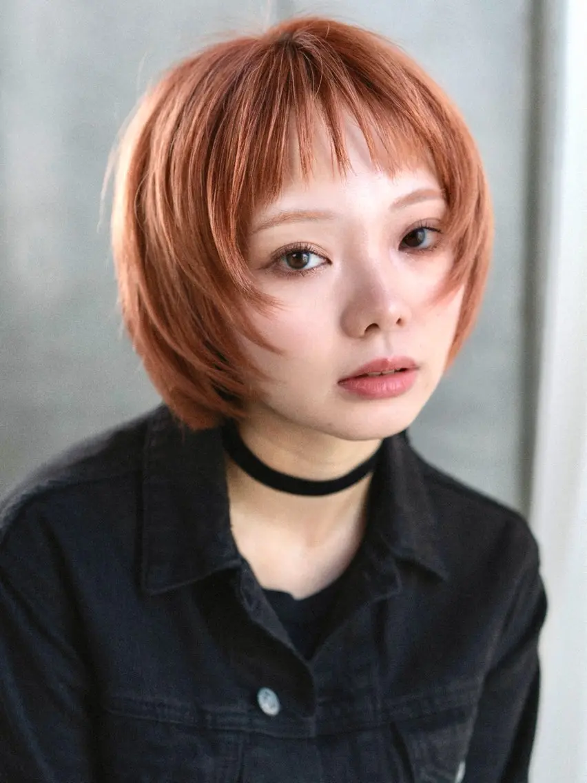 ショート カラー カット ヘアカラー トリートメント ウルフ/シャギーカッ ト/ハッシュカットのヘアスタイル