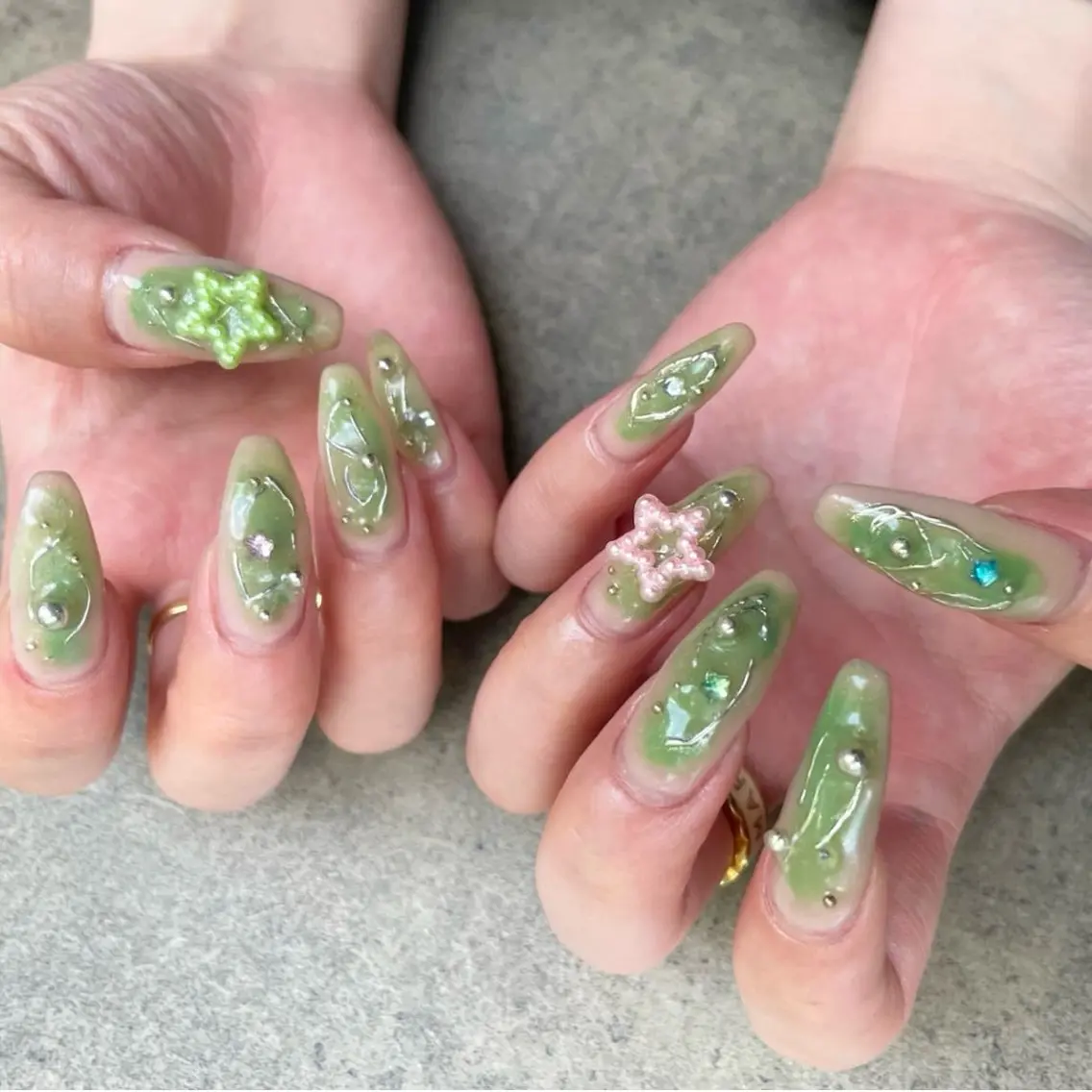 ネイル ハンドネイル thrush nailsのネイルデザイン