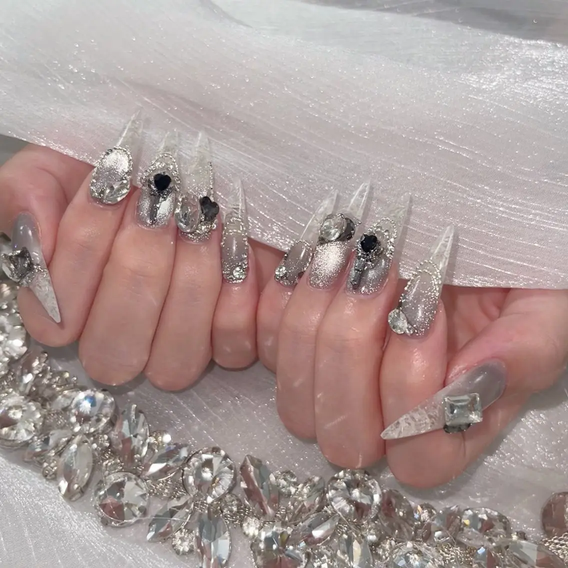 ネイル オーロラネイル 長さ出し フラッシュネイル フレンチネイル ジェルネイル ハンドネイル ハンドケア CiCi Nail Salonのネイルデザイン