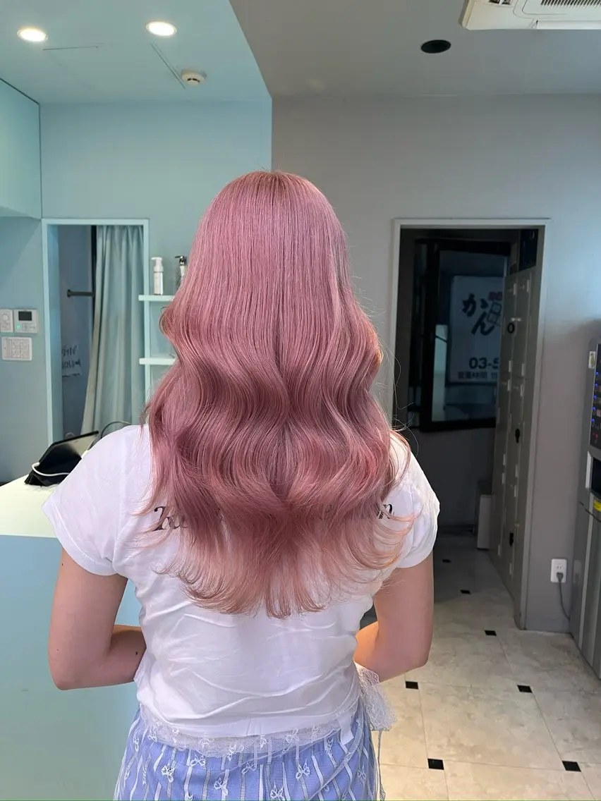 セミロング カラー ヘアカラー トリートメント ブリーチカラー 🩵MIZUKIのヘアスタイル