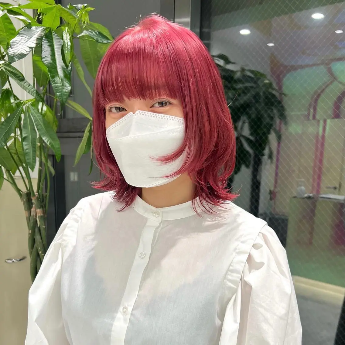 ミディアム カラー パーマ ヘアアレンジ メンズ キッズ ネイル マツエク・マツパ アイブロウ カシス ピンクカラー 眉カラー カラーマツエク ピンク KANAMI 🌏のヘアスタイル