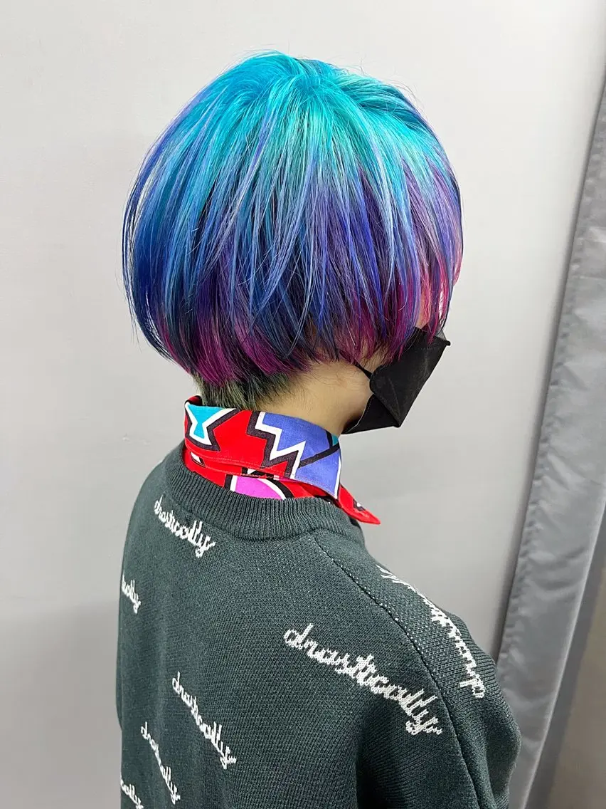 ショート カラー デザインカラー ヘアカラー トリートメント 【痛くないブリーチ】 野村友大のヘアスタイル
