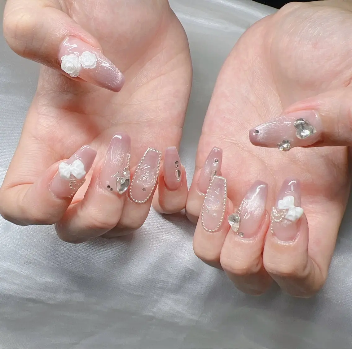 ネイル 長さ出し グラデーション 卒業式 キラキラネイル マグネットネイル ハンドネイル Lee Nailsのネイルデザイン
