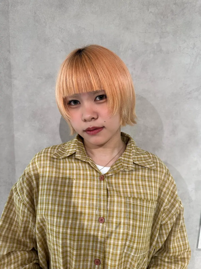 ショート ヘアカラー ハイトーン🫀 デザイン🪐yumeのヘアスタイル