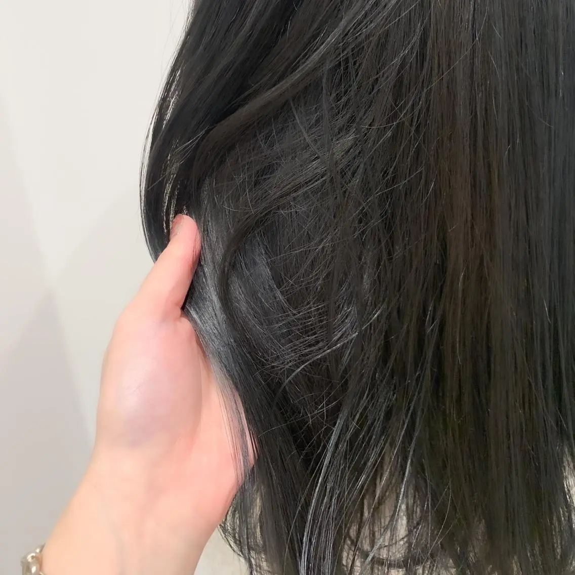 ミディアム カラー ヘアアレンジ ミニボブ/ブリーチ 🌈MISATOのヘアスタイル