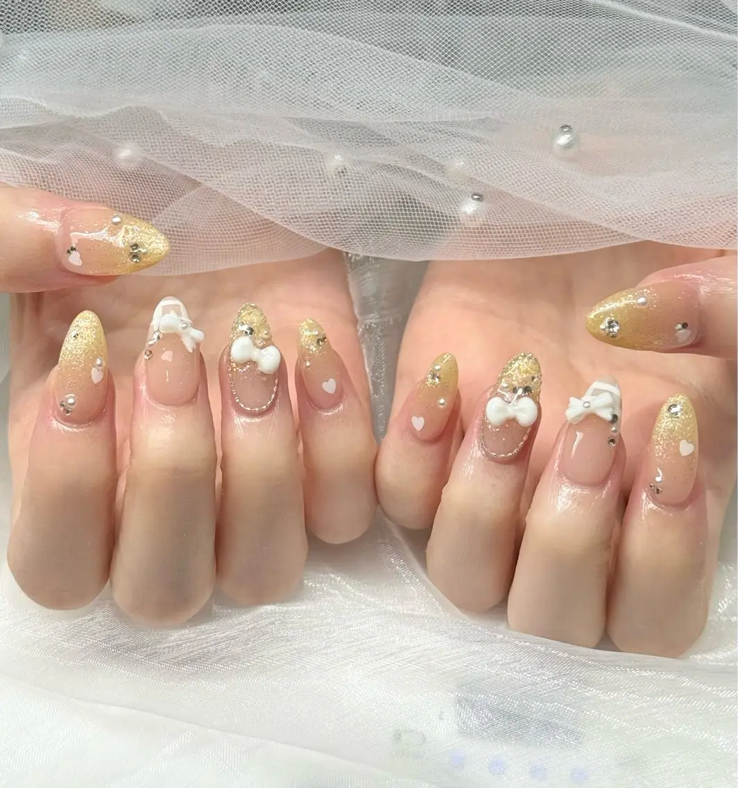 ネイル アートネイル チークネイル 氷ネイル・うるうるネイル 韓国ネイル マグネットネイル ハンドネイル NAILS168 新大久保店のネイルデザイン