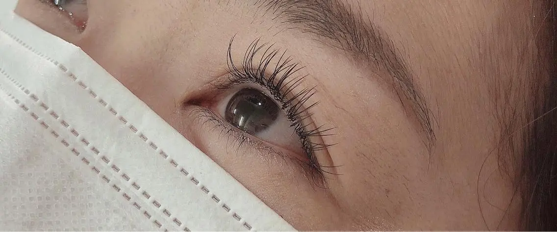 マツエク・マツパ フラットラッシュ Eyelash Iris.の眉毛・アイブロウイメージ