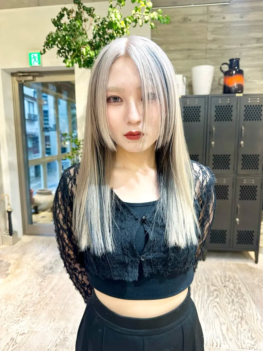 セミロング カラー ヘアカラー トリートメント ヘッドスパ ヘアセット kai .のヘアスタイル
