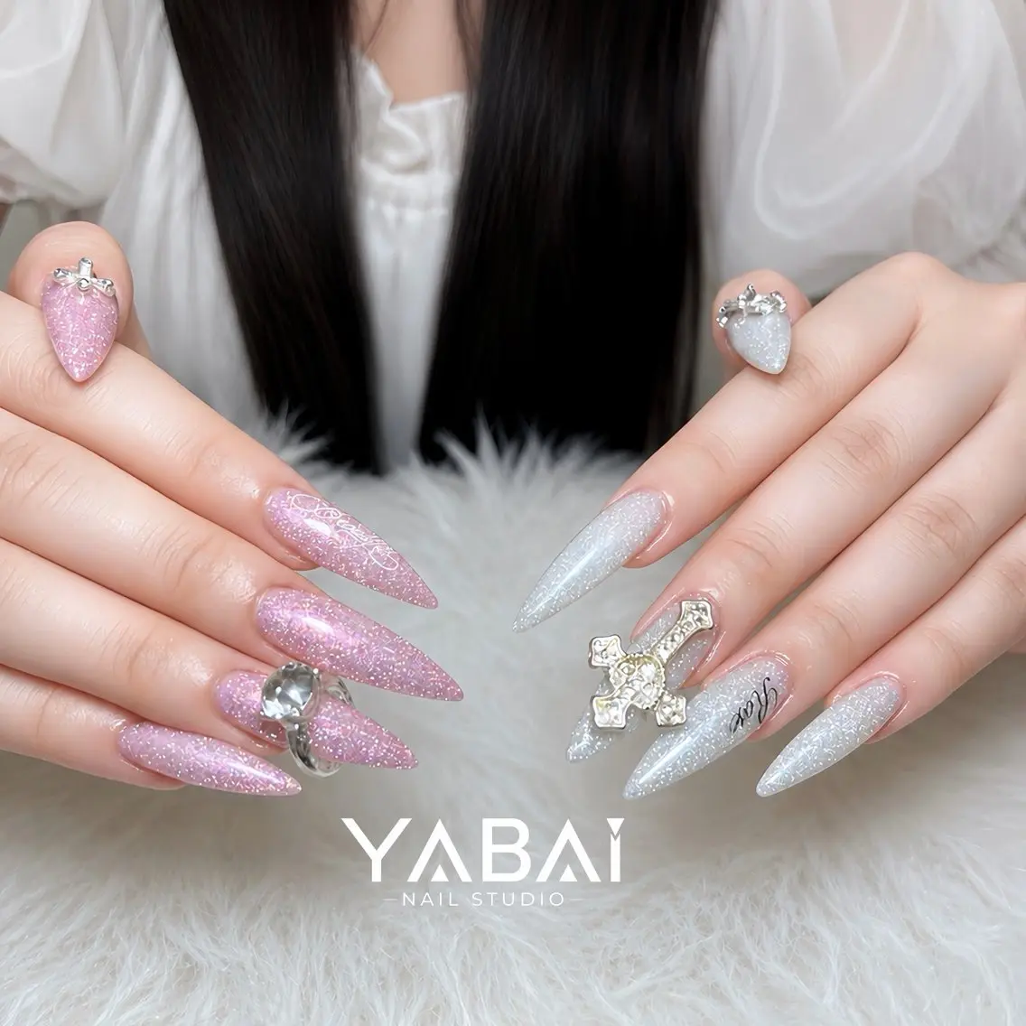 ネイル ゴージャス キラキラネイル 韓国ネイル ロングネイル マグネットネイル YABAI NailStudioのネイルデザイン