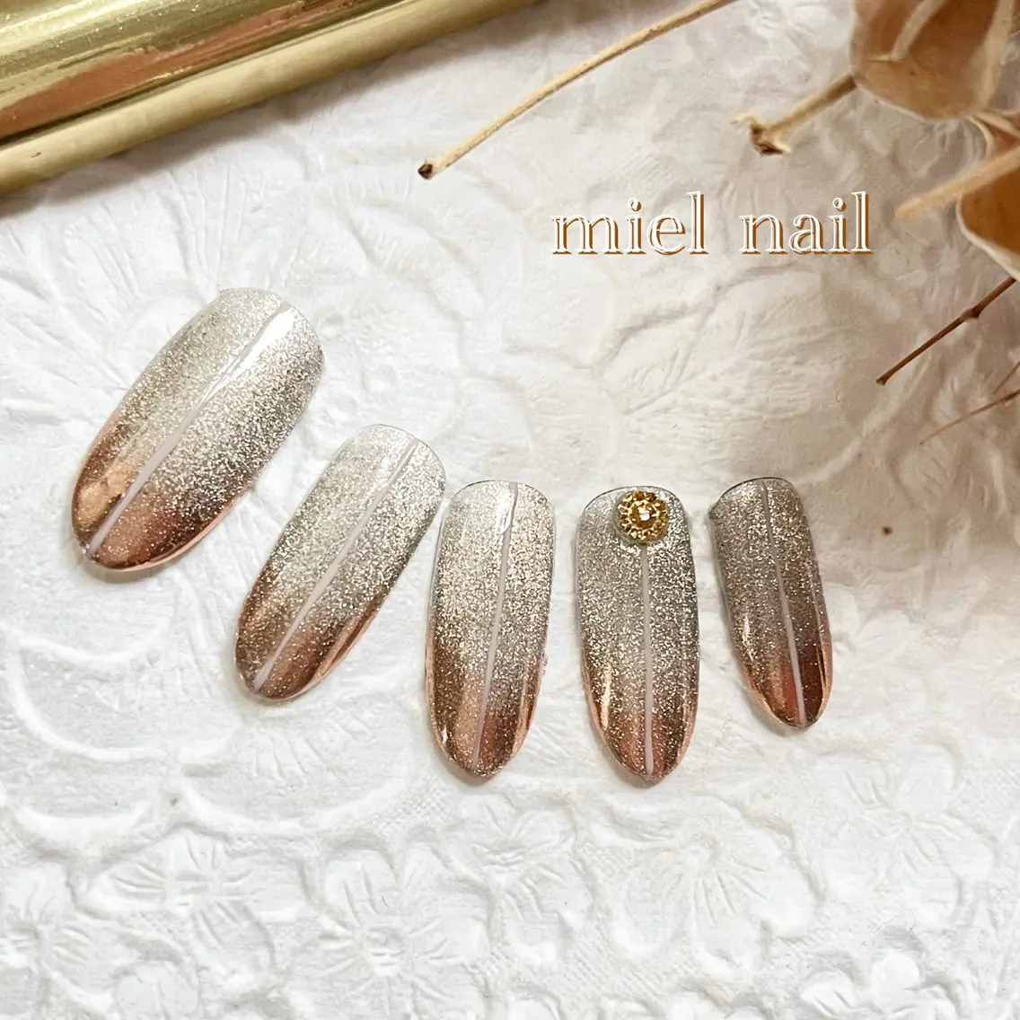 ネイル マグネットネイル ミラーネイル シンプルネイル miel nailのネイルデザイン