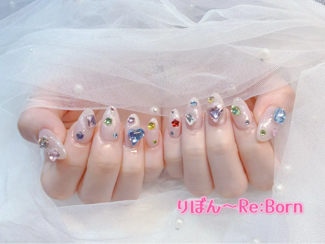 ミディアム ハンドネイル りぼん Re:Bonrのネイルデザイン