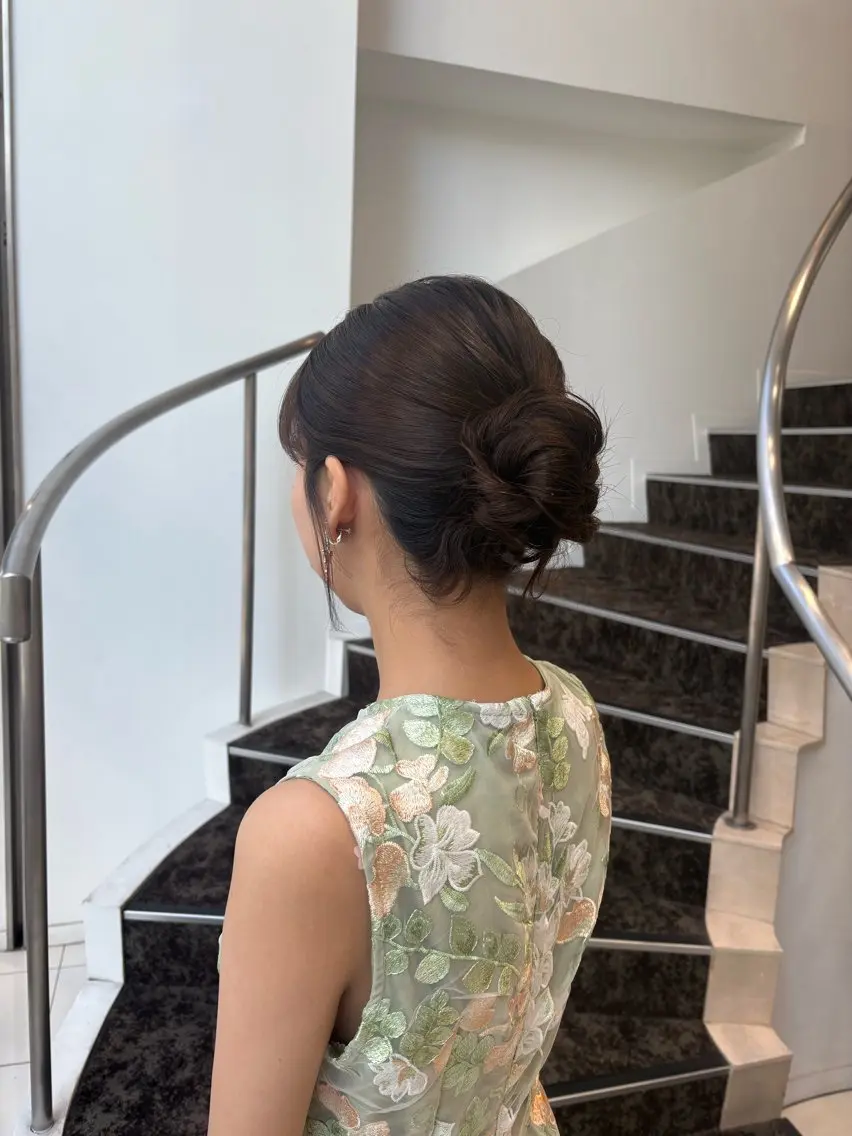 ヘアアレンジ ヘアセット BiBi 藪 菜月のヘアスタイル