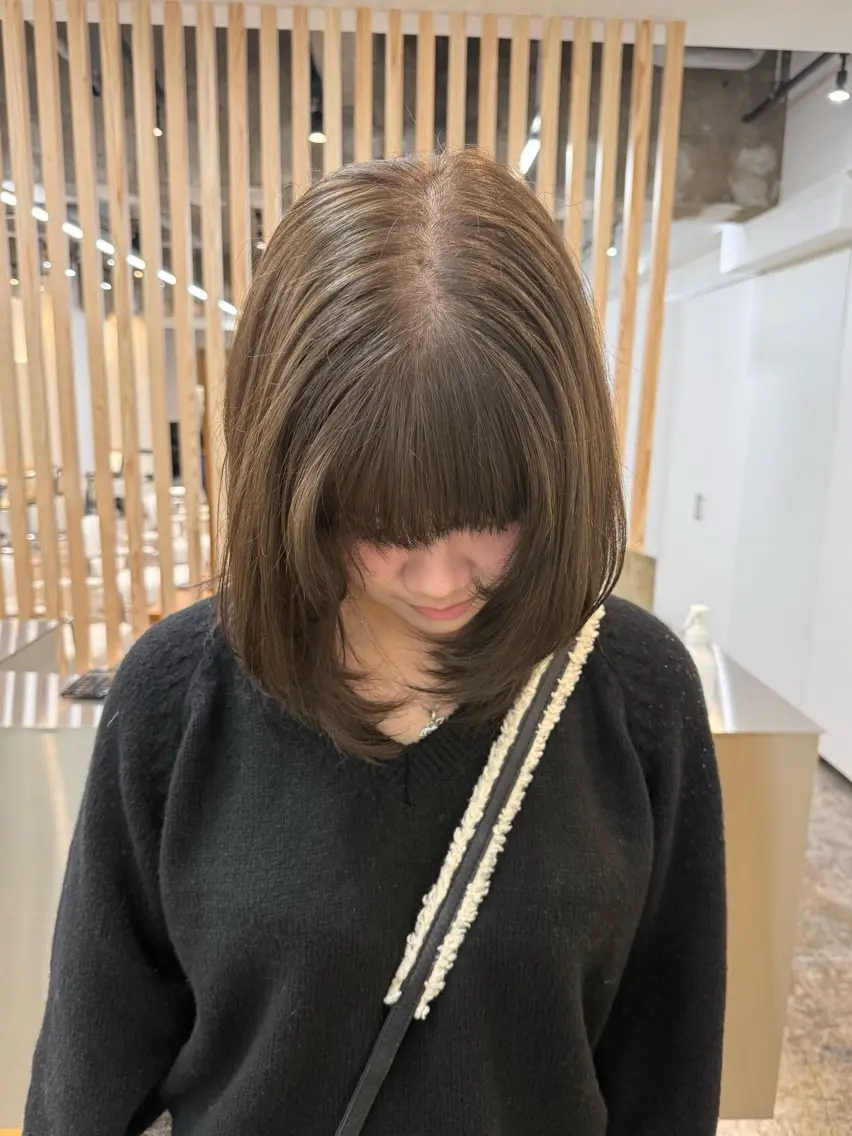 ミディアム カラー カット ヘアカラー 🐕‍🦺似合わせ 🐕‍🦺akariのヘアスタイル
