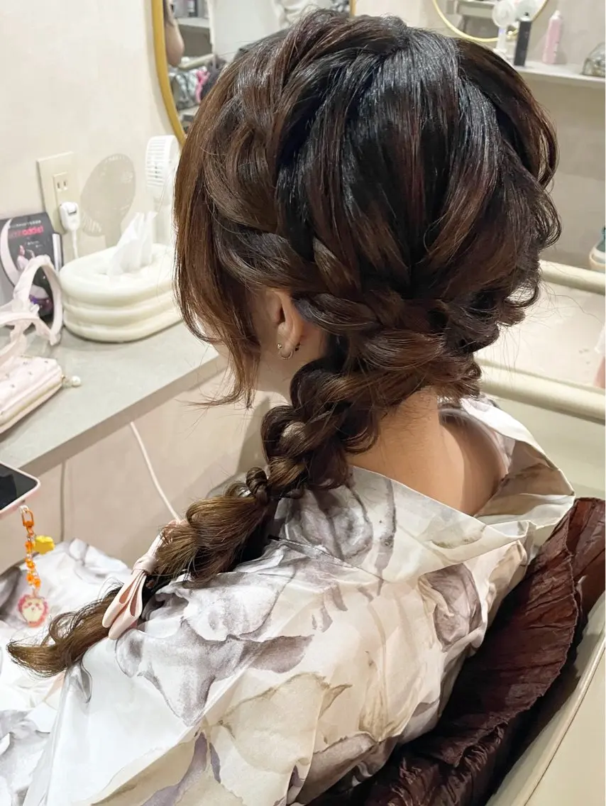 ヘアアレンジ 【CURE】 🩶ICHIKAWAのマツエク・マツパデザイン