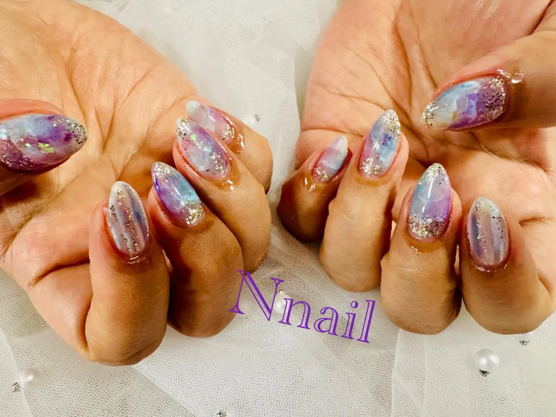 ネイル キラキラネイル ラメ(グリッター) 持ち込み 夏ネイル ハンドネイル 🌿Nnail🌿 プライベートサロンのネイルデザイン