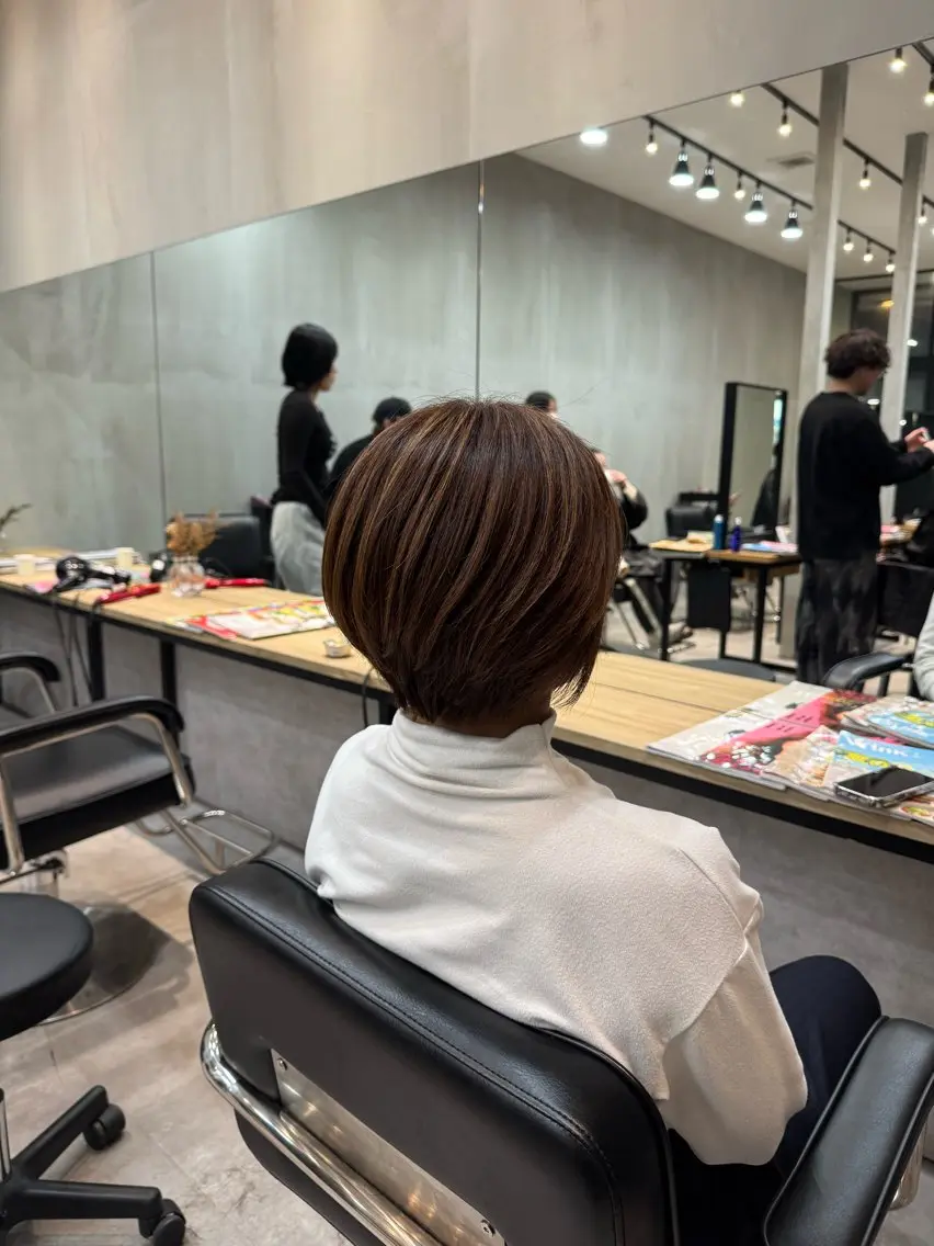 ショート ショートボブ ボブ ハイライト ショートヘア 赤羽根 周のヘアスタイル