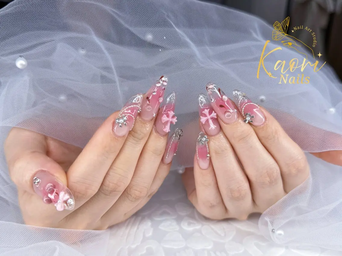 ネイル フットネイル フレンチネイル グラデーション 韓国ネイル マグネットネイル KAORI YUMIのネイルデザイン