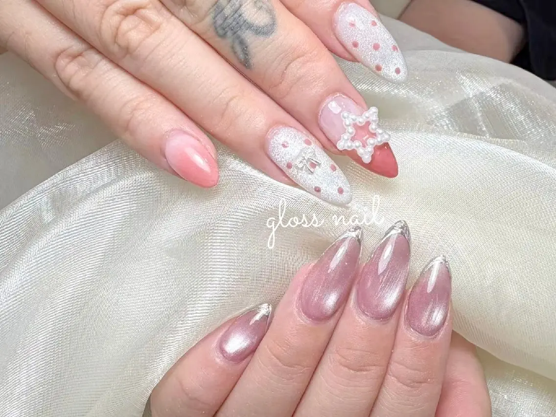 ネイル アヤカ☘️Gloss nailのネイルデザイン