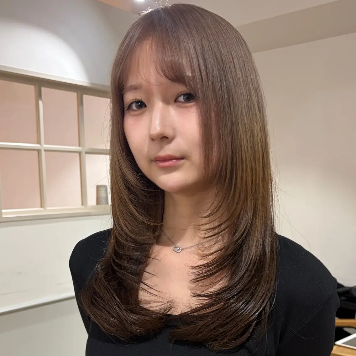 ロング レイヤーカット 光岡 玲遠のヘアスタイル