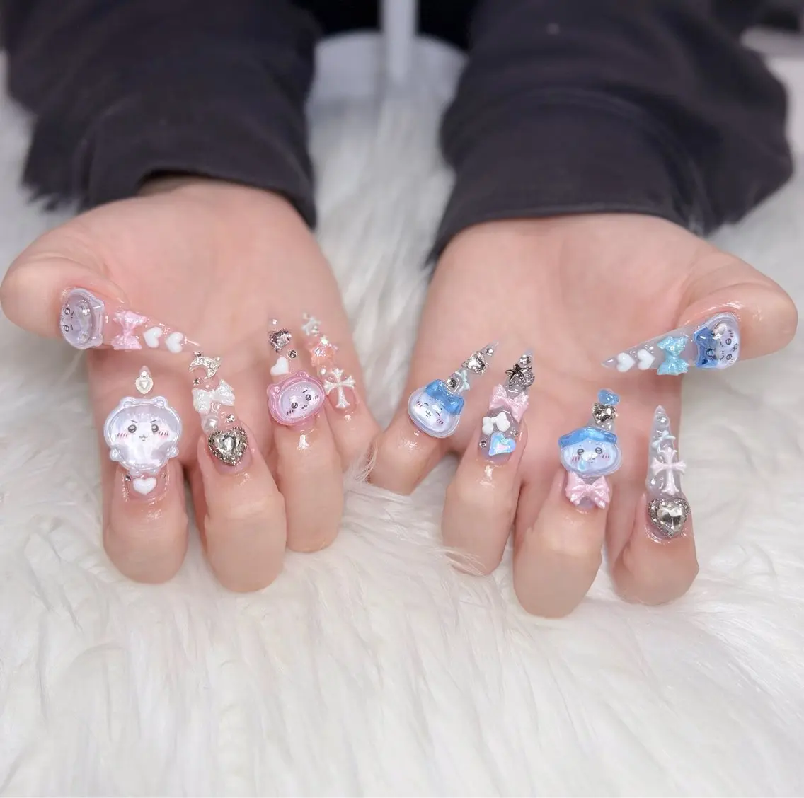 ネイル オーロラネイル チークネイル フットネイル フレンチネイル ジェルネイル ハンドネイル Nichi Nailsのネイルデザイン