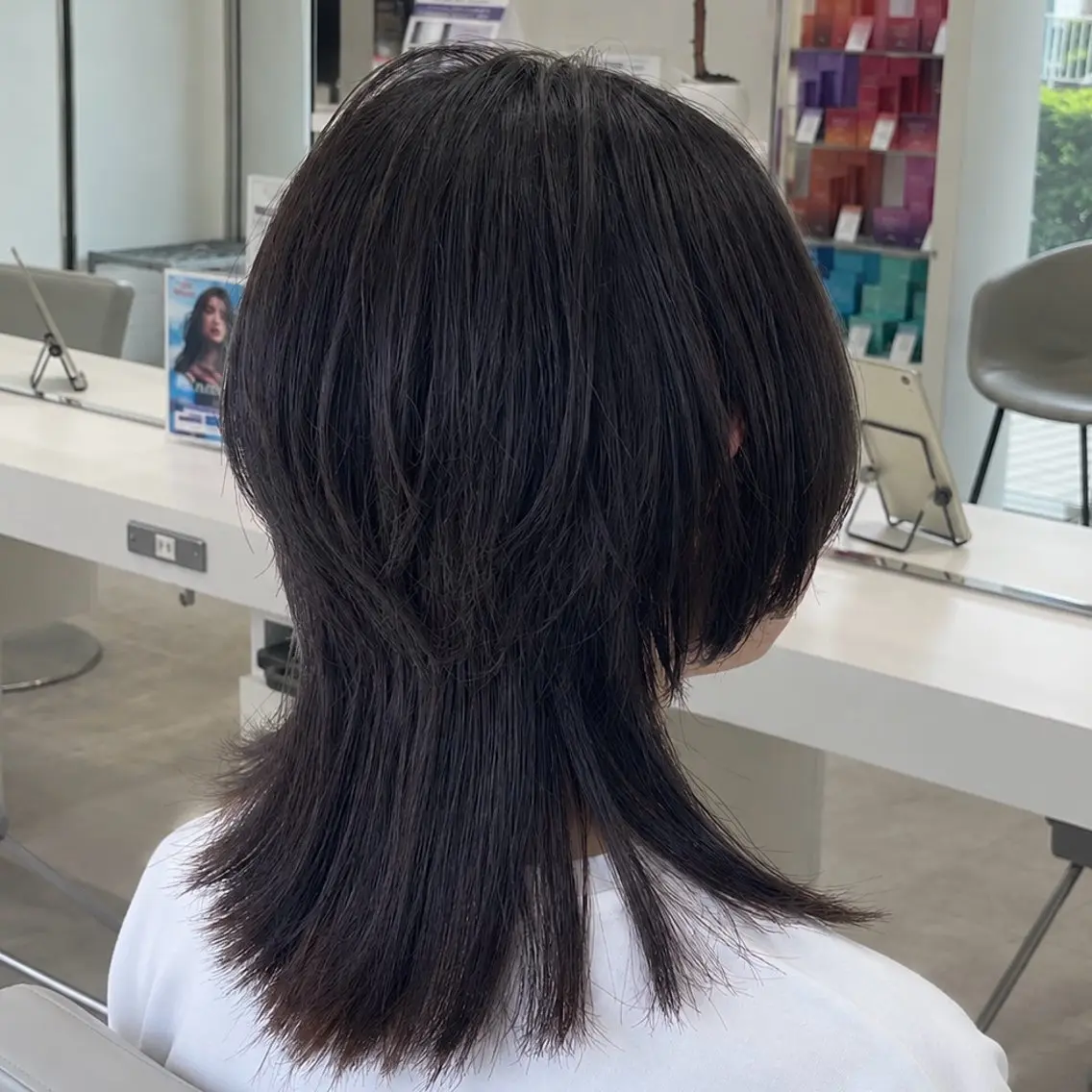ミディアム ウルフカット カット レイヤー/ウルフ/デ ザインカラー💎藤原のヘアスタイル