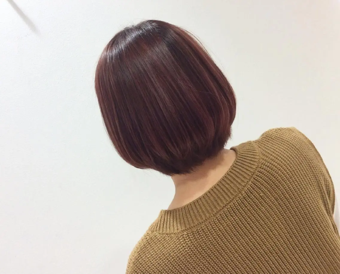 ショート カラー ブリーチ ブラウンカラー ブリーチなしカラー 大場 友稀のヘアスタイル