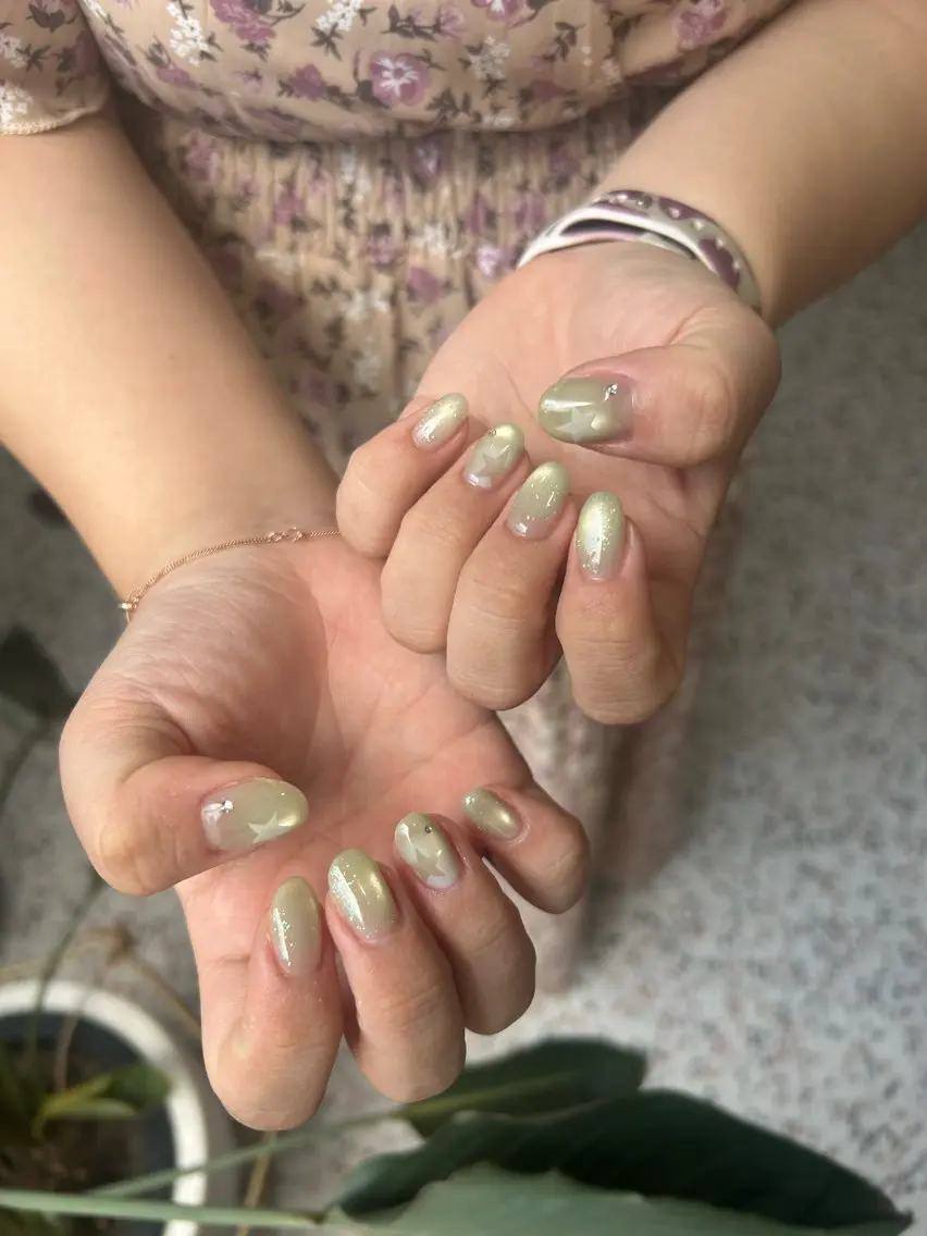 ネイル ハンドネイル 小松 千冬のネイルデザイン