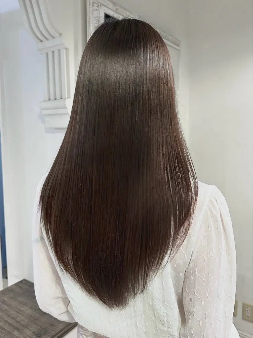 ロング カラー 顔まわりレイヤー 顔周りカット レイヤーカット トリートメント カット ヘアカラー トリートメント ヘッドスパ 髪質改善・艶髪カラー 🌷miku🌷のヘアスタイル