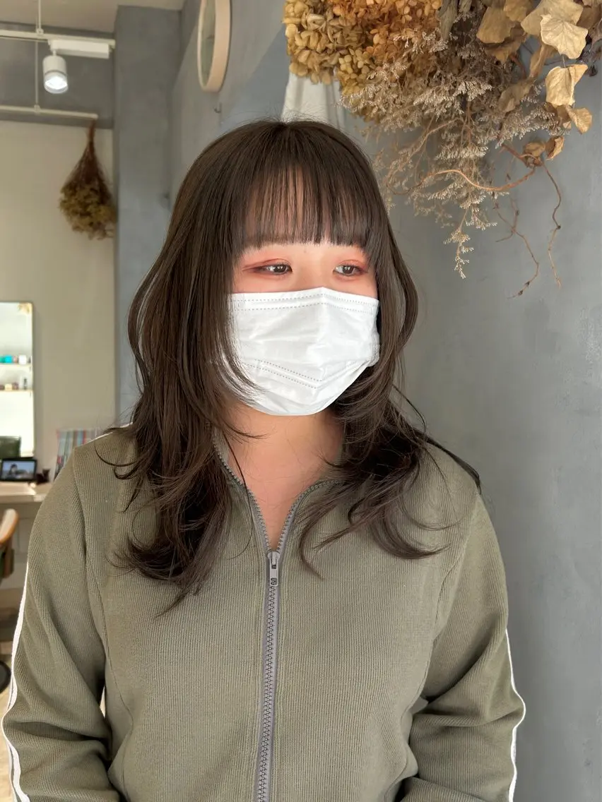 ミディアム カラー レイヤーカット kanami - ROCCO -のヘアスタイル