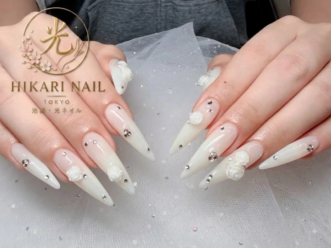 ネイル チークネイル 長さ出し フレンチネイル ガーリー ハート ハンドネイル HikariNail Ikebukuroのネイルデザイン