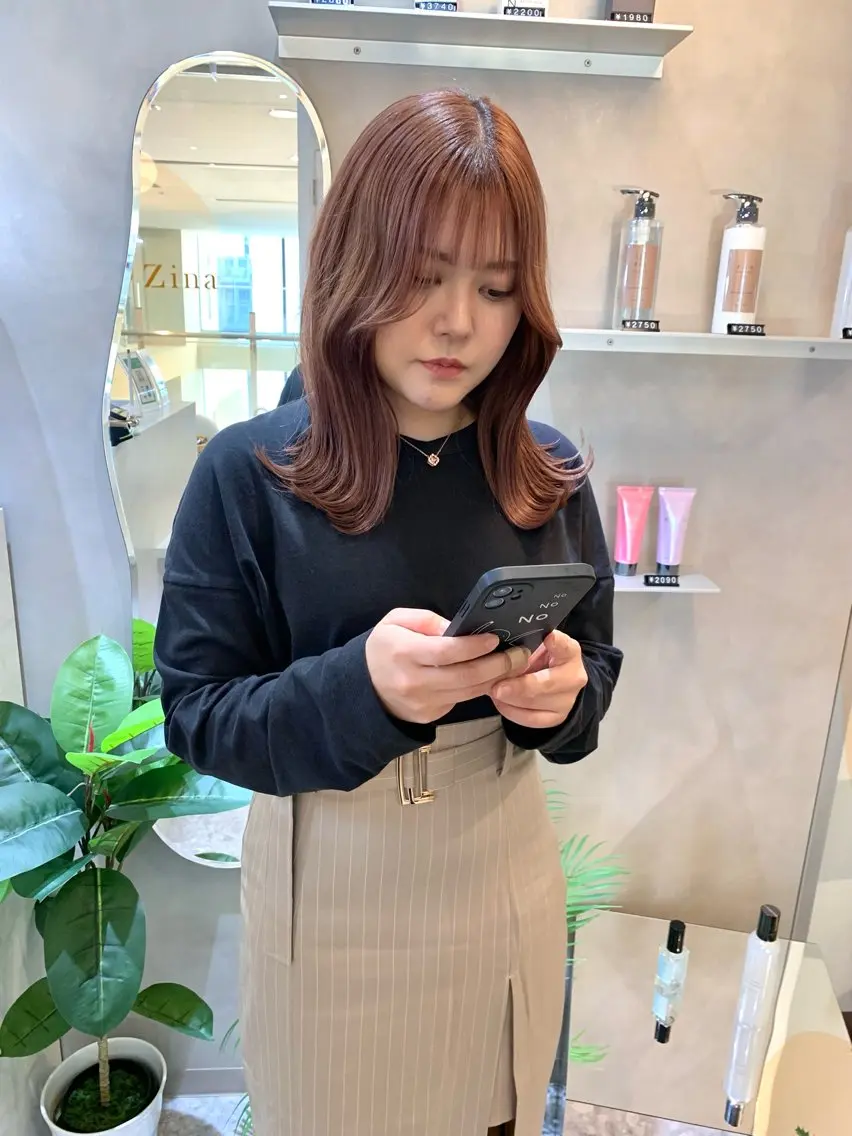 セミロング カラー ベージュカラー ブリーチ ケアブリーチ ダブルカラー ハイトーンカラー 韓国ヘア🇰🇷/ 顔周り/松田光里のヘアスタイル