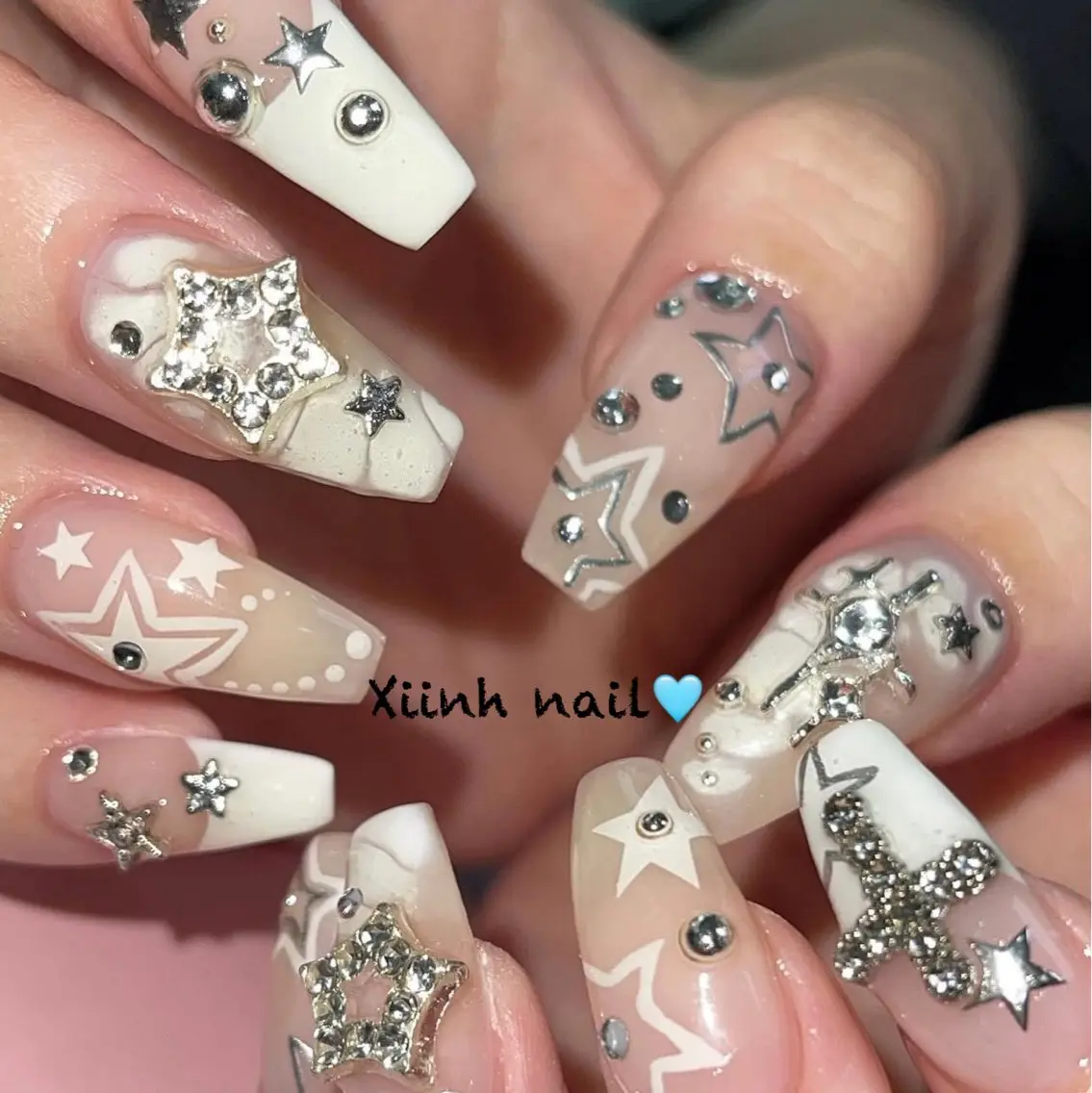 ネイル チークネイル 桜ネイル フットネイル フレンチネイル ジェルネイル XIINH NAIL SALONのネイルデザイン
