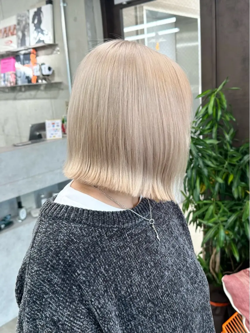 ショート ボブ カット ヘアカラー トリートメント 🤍ムラ修正ブリーチ 🤍原宿/YUUのヘアスタイル