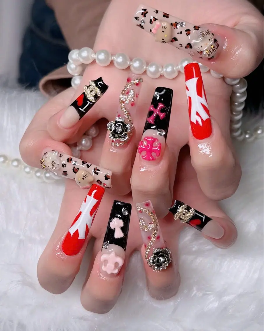 ネイル フレンチネイル ジェルネイル ハロウィン キラキラネイル 韓国ネイル H.baby Nail Salonのネイルデザイン