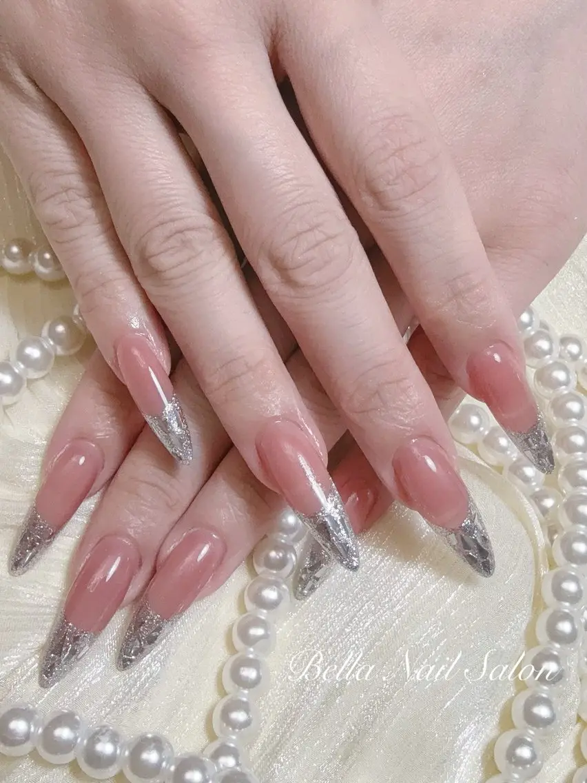 ネイル ハンドネイル Bella Nail Salonパラジェルのネイルデザイン
