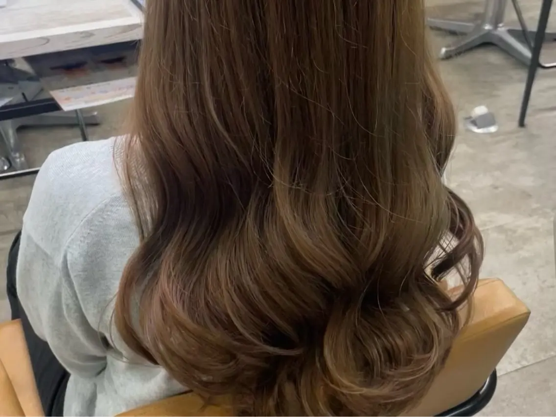 ロング カット ヘアカラー トリートメント 💝艶髪ミルクティー ベージュ💝みさきのヘアスタイル
