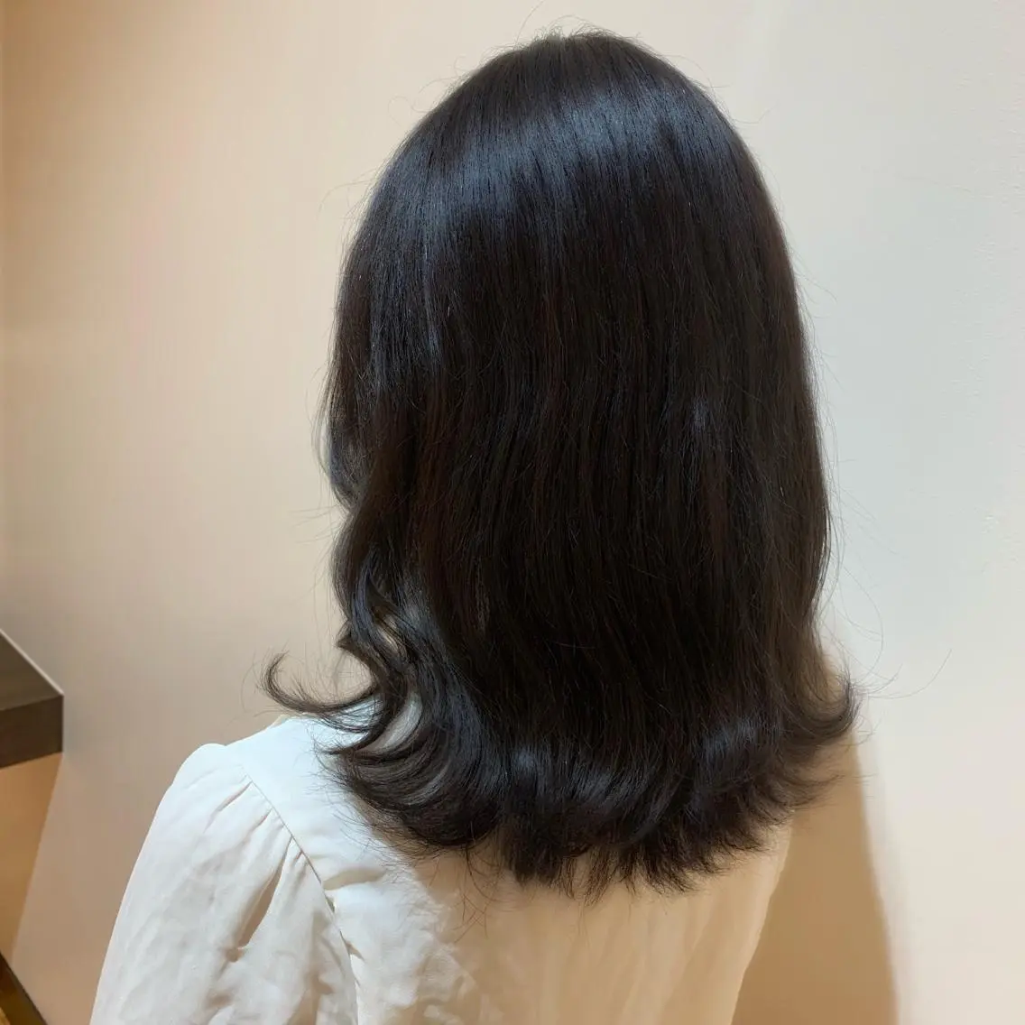 ミディアム カラー 齊藤 衣梨佳のヘアスタイル