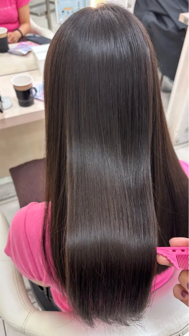 ロング 縮毛矯正 菅原 愛佳のヘアスタイル