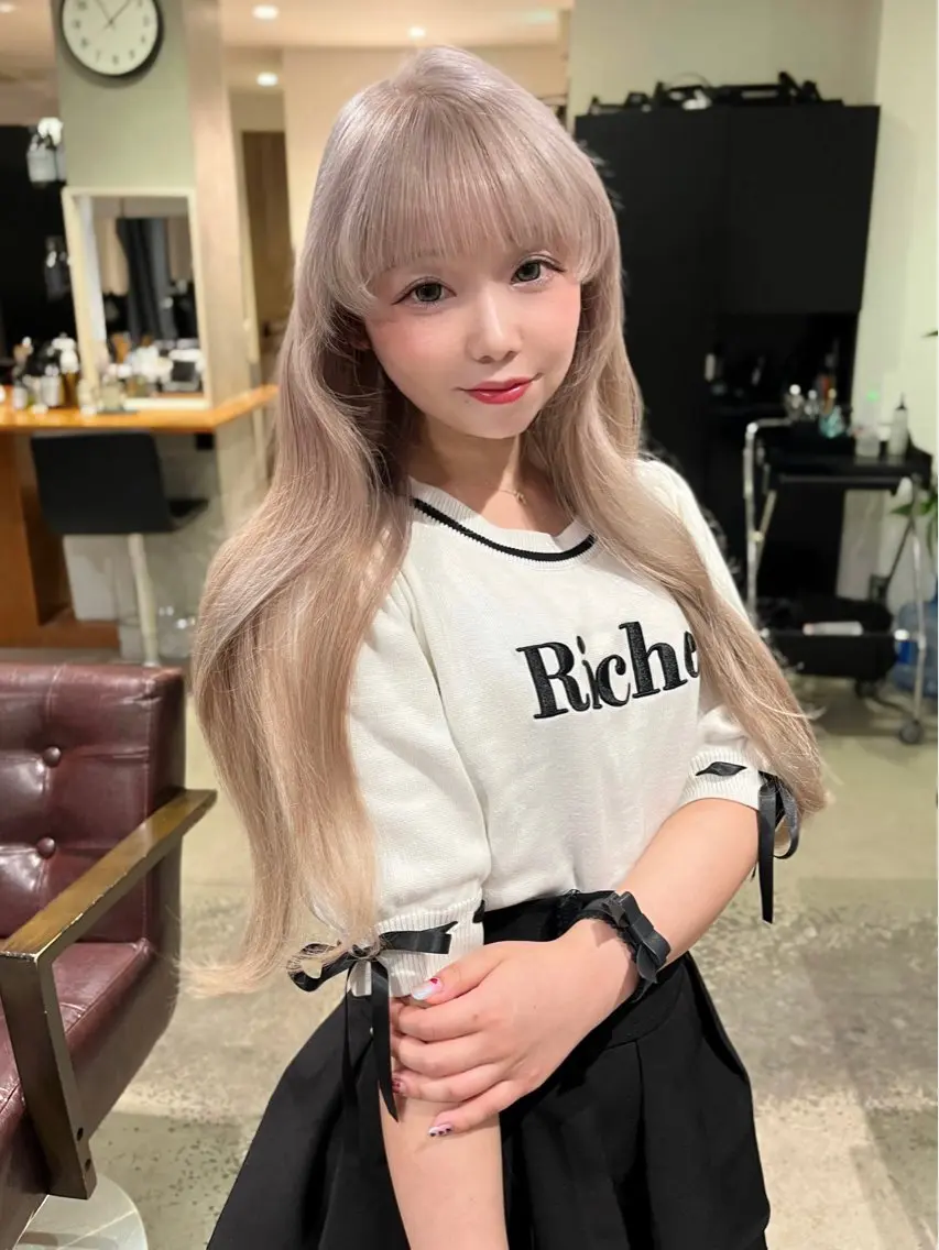 ロング ハイトーン🫧艶髪 MAIKAのヘアスタイル