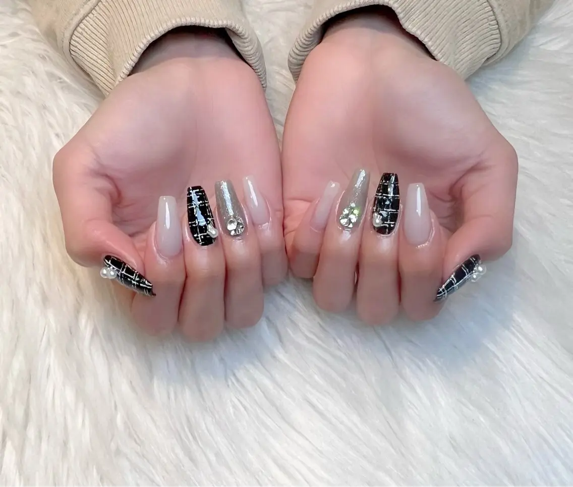ネイル Lino+ ネイル&よもぎ蒸しのネイルデザイン