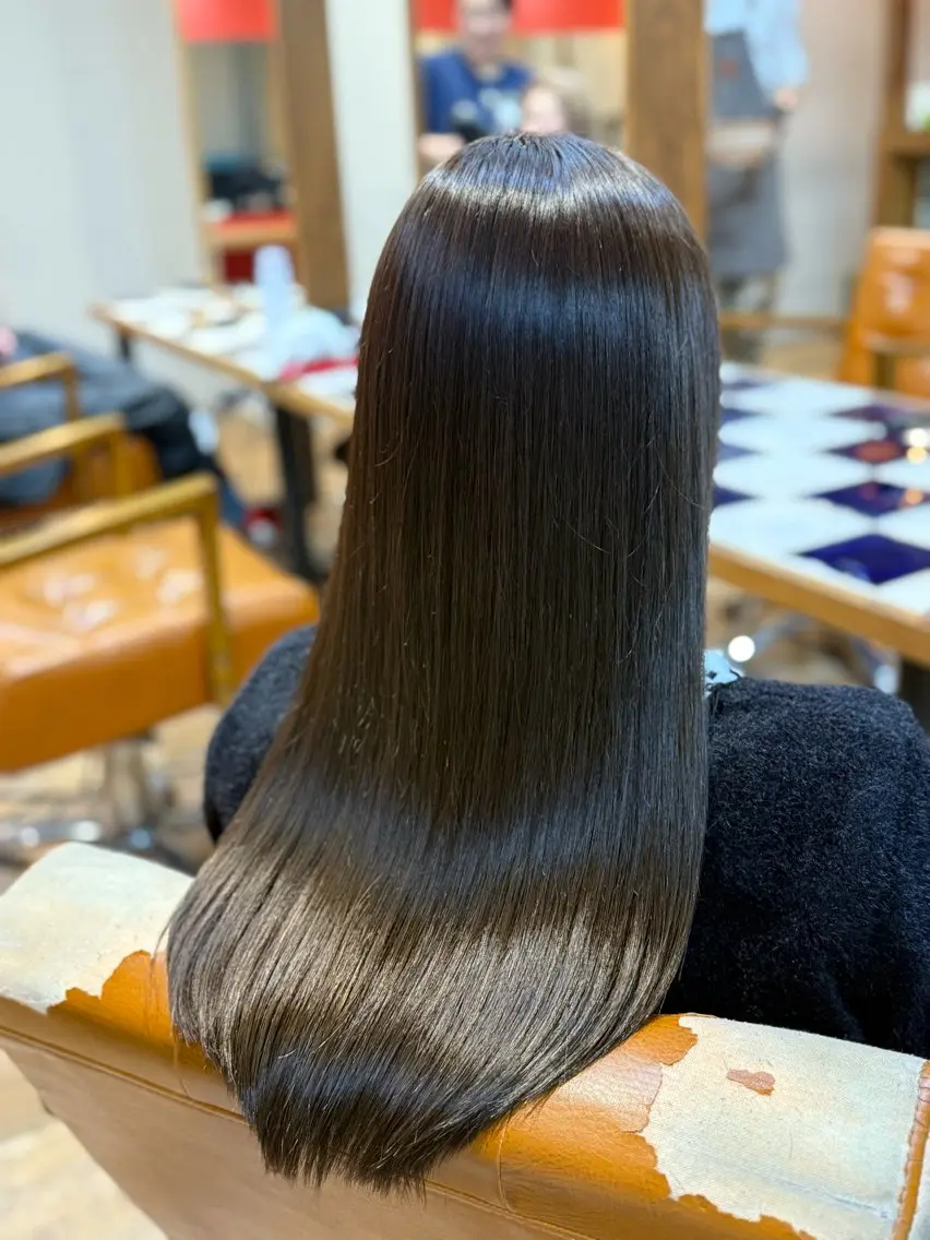 ロング カラー カット ヘアカラー トリートメント 🎨デザイン🥇 美髪・艶髪 日暮千敬のヘアスタイル