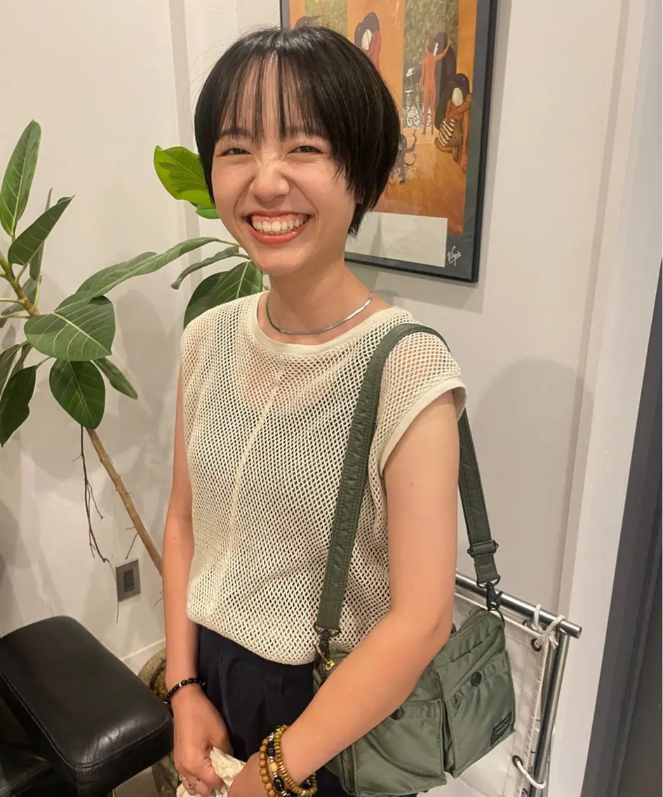 カラー 大庭 渚紗のヘアスタイル
