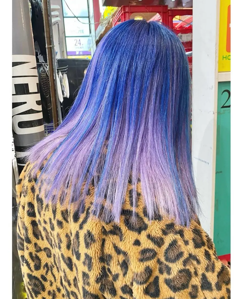 ミディアム カラー ブルーカラー ラベンダーカラー ヘアカラー TSUNO🦖 派手髪/オタク美容師のヘアスタイル