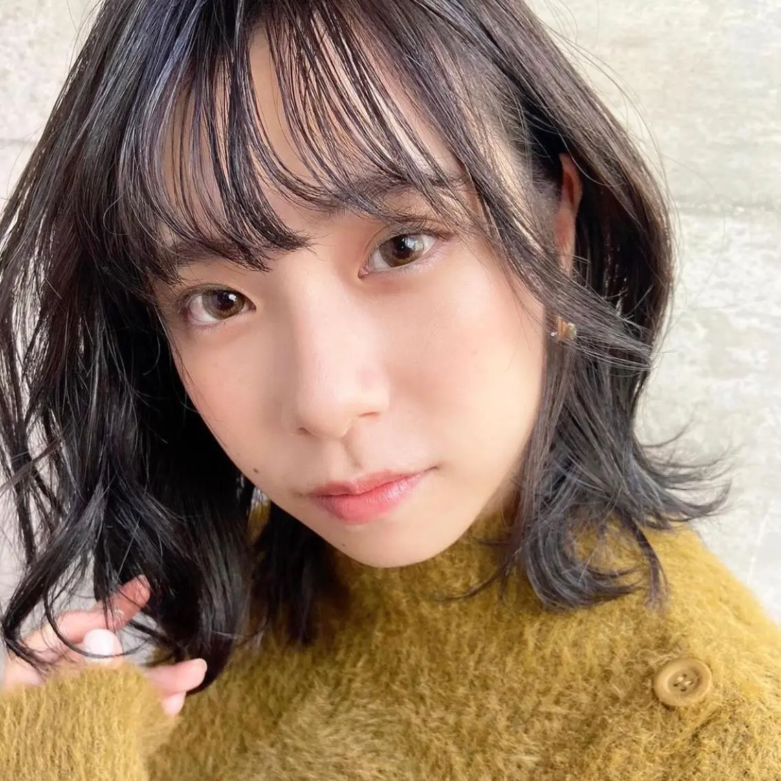 ミディアム カラー アッシュ アッシュブラウン ブラウンカラー ヘアカラー トリートメント 韓国ヘア /男女☘️ 細江 美紅のヘアスタイル