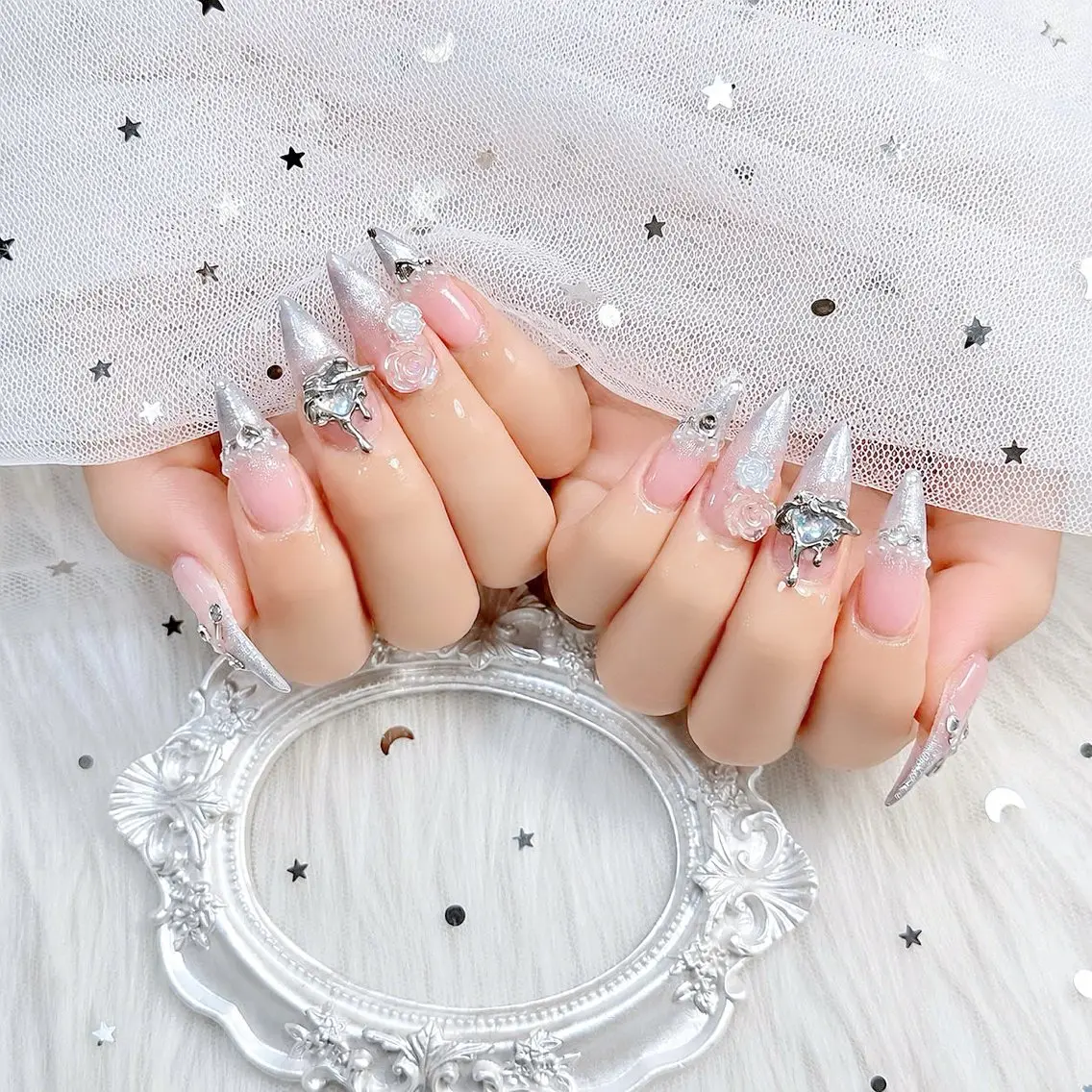 ネイル チークネイル 長さ出し フレンチネイル ジェルネイル グラデーション ハンドネイル THANHTHANH NAILのネイルデザイン
