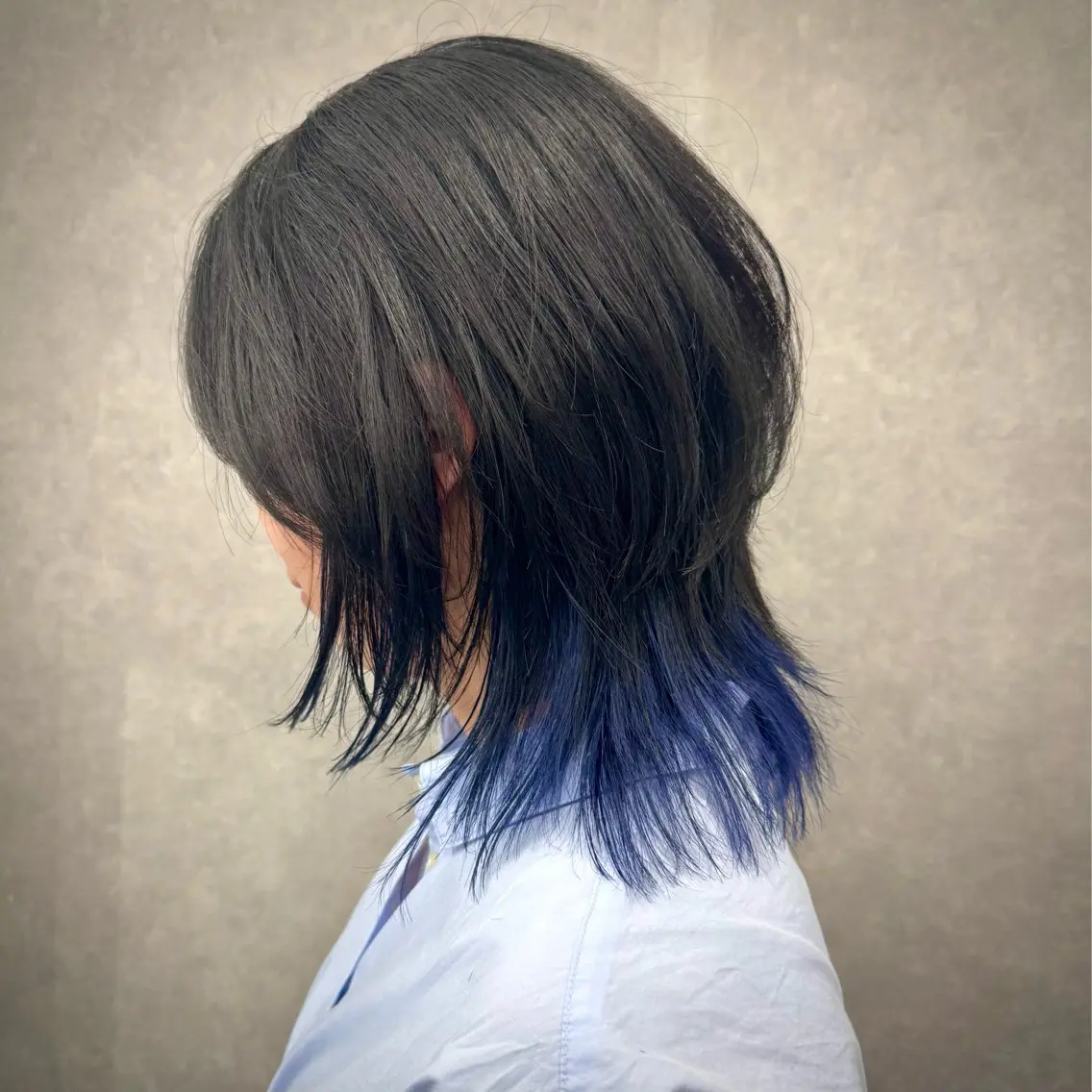 セミロング カラー インナーカラー ネイビーカラー ウルフカット ショート/ウルフ カットモデル募集のヘアスタイル