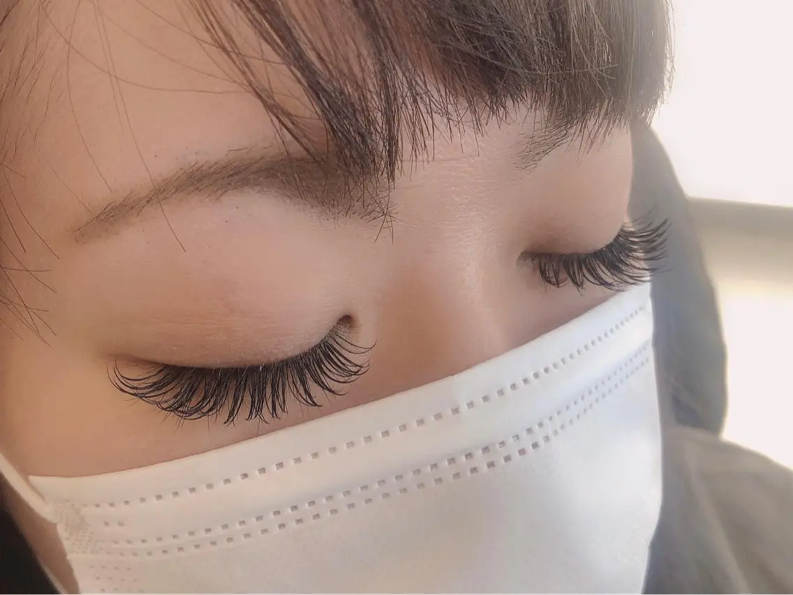 マツエク・マツパ 荒川 鈴菜のヘアスタイル