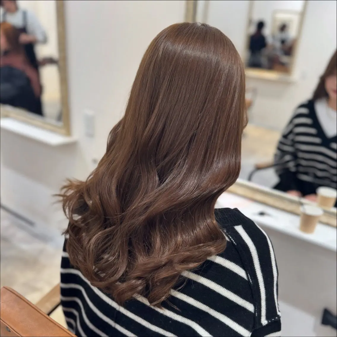 ロング カラー アッシュ アッシュブラウン ベージュカラー 黒髪 ブリーチ 赤み無し柔らかカラー 【梅田】madokaのヘアスタイル