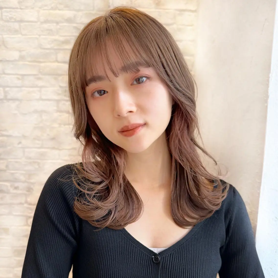 ミディアム ヘアカラー 大人レイヤー×艶髪 小久保 春暁のヘアスタイル