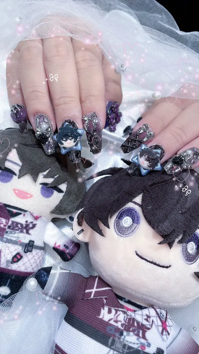ネイル ️🫧もこ オタク×ワンホン🫧のネイルデザイン